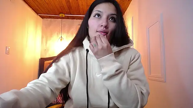 Snapshot of emmaa_garciia chatting on June 2026 08:31:02 AM emmaa garciia online show from June 2026 08:31:02 AM