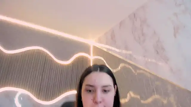 DakotaRussell  online show from May 2026 05:08:02 PM