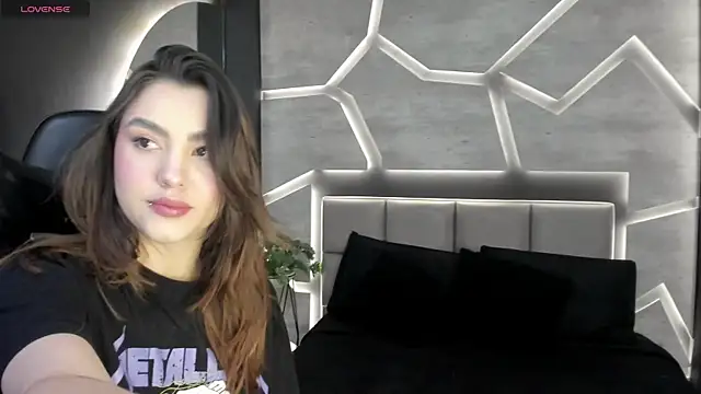 DakotaRussell  online show from January 2026 11:14:02 AM