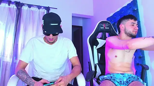 Snapshot of Yourtemptation555 chatting on October 2025 08:30:02 PM Yourtemptation555 online show from October 2025 08:30:02 PM