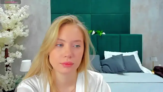 Snapshot of Melanie_Ryer chatting on November 2025 01:10:02 AM Melanie Ryer online show from November 2025 01:10:02 AM