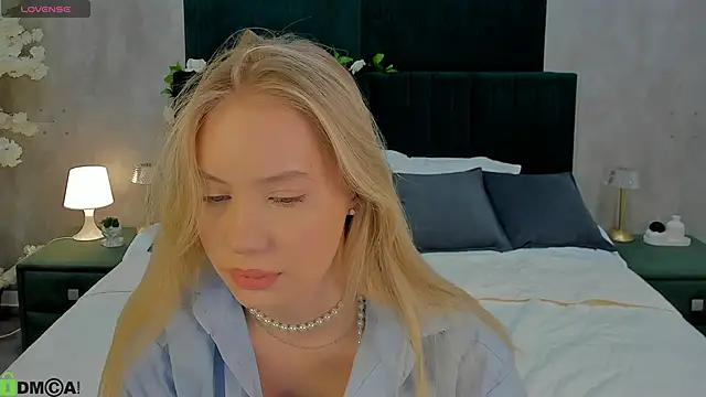 Snapshot of Melanie_Ryer chatting on November 2025 12:00:01 AM Melanie Ryer online show from November 2025 12:00:01 AM