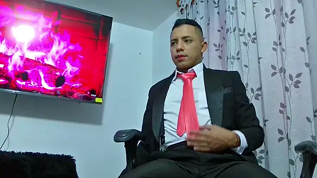 Mike Fetiche online show from November 2025 11:54:01 AM