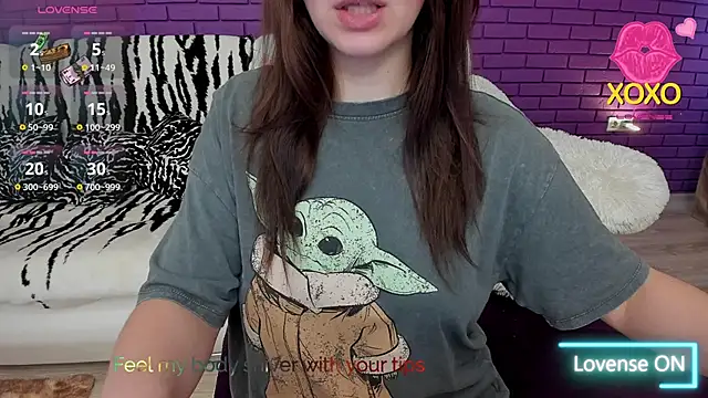 GlowMimi online show from April 2026 01:15:02 PM