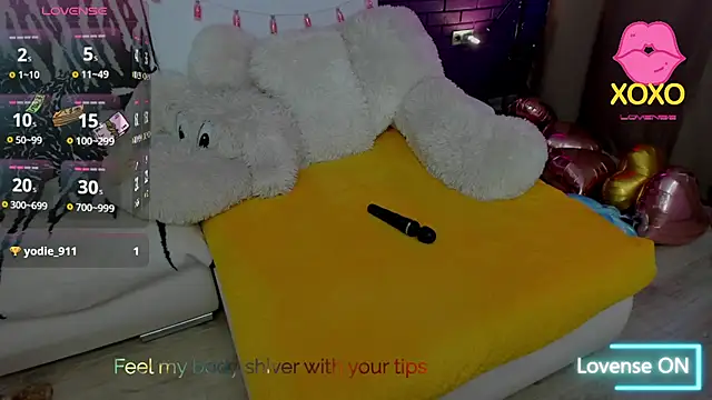 GlowMimi online show from May 2026 04:24:01 PM