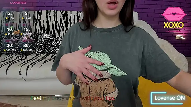 GlowMimi online show from March 2026 04:57:02 PM