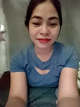Bamboo-niee123 online show from April 2026 08:02:01 PM