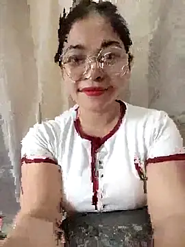 Bamboo-niee123 online show from April 2026 09:27:02 AM