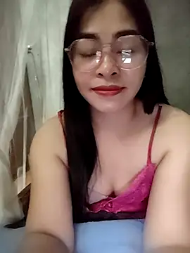 Bamboo-niee123 online show from April 2026 04:33:02 PM