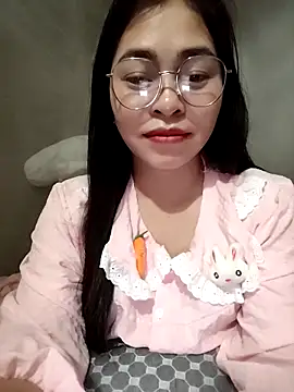 Bamboo-niee123 online show from April 2026 04:35:01 PM