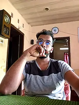 Snapshot of nithinrr chatting on October 2025 05:18:02 AM nithinrr online show from October 2025 05:18:02 AM