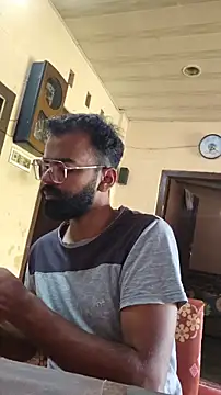 Snapshot of nithinrr chatting on December 2025 04:28:02 AM nithinrr online show from December 2025 04:28:02 AM