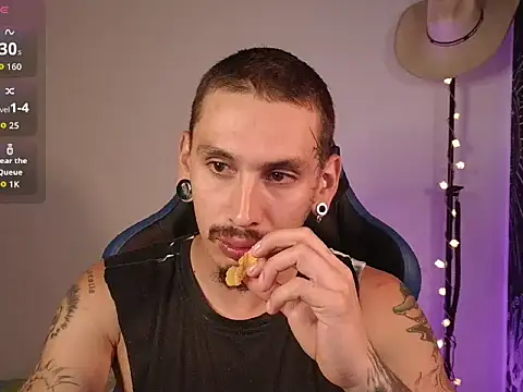 Snapshot of mateos6_6 chatting on November 2025 01:32:02 AM mateos6 6 online show from November 2025 01:32:02 AM