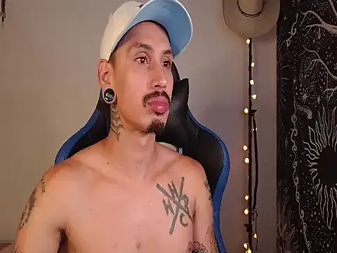 Snapshot of mateos6_6 chatting on November 2025 02:26:02 AM mateos6 6 online show from November 2025 02:26:02 AM