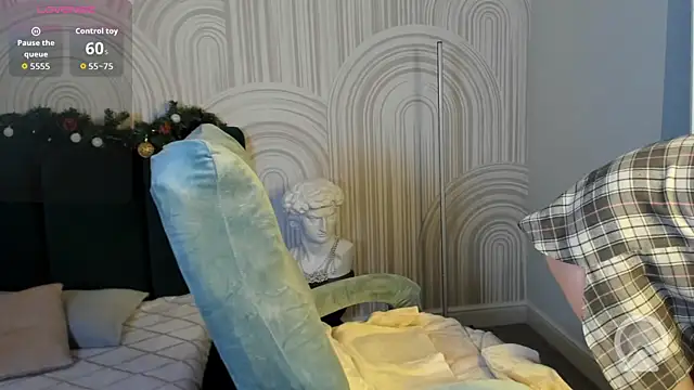 R I N A online show from January 2026 01:10:02 AM