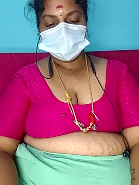 Snapshot of deepikasree143 chatting on November 2025 06:45:01 PM deepikasree143 online show from November 2025 06:45:01 PM