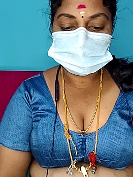 Snapshot of deepikasree143 chatting on November 2025 07:39:01 PM deepikasree143 online show from November 2025 07:39:01 PM