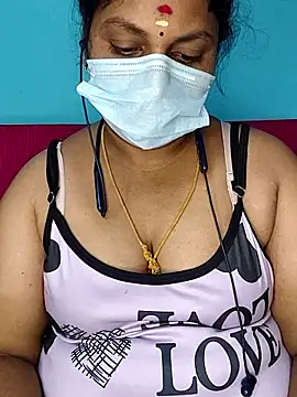 Snapshot of deepikasree143 chatting on November 2025 04:11:01 PM deepikasree143 online show from November 2025 04:11:01 PM