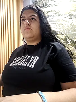 Snapshot of Naaoomii1 chatting on October 2025 12:25:02 PM Naaoomii1 online show from October 2025 12:25:02 PM