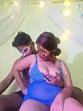 Yui-Ch1 online show from October 2025 10:25:01 AM