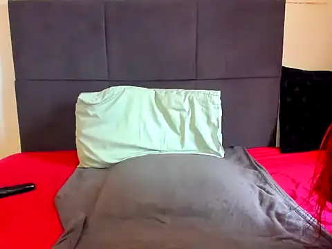 ThickLeeyanaXX online show from November 2025 01:38:01 PM