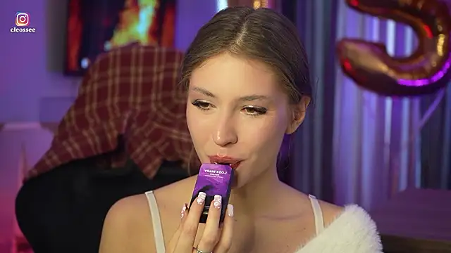 Cleose online show from March 2026 07:17:01 AM