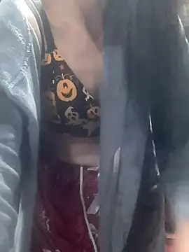 Snapshot of NaughtyNewGirl chatting on October 2025 07:39:02 AM NaughtyNewGirl online show from October 2025 07:39:02 AM