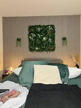 MysteryGirl   online show from March 2026 07:10:01 AM