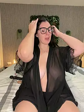 Snapshot of MysteryGirl__ chatting on November 2025 09:10:02 AM MysteryGirl online show from November 2025 09:10:02 AM