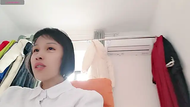 Snapshot of Yan61 chatting on December 2025 02:37:02 AM Yan61 online show from December 2025 02:37:02 AM