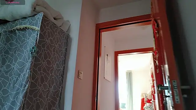 Snapshot of Yan61 chatting on November 2025 12:48:02 AM Yan61 online show from November 2025 12:48:02 AM