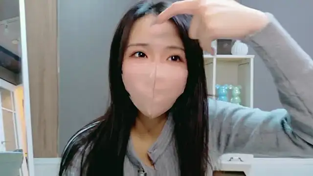 Mimi-Dreammood online show from November 2025 12:26:01 PM