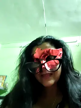 LOVE  RANI online show from April 2026 07:15:02 PM