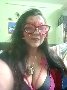 LOVE  RANI online show from December 2025 12:29:01 PM