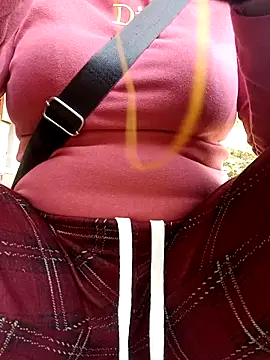 yoyo-mi online show from February 2026 06:59:01 AM