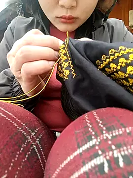 yoyo-mi online show from February 2026 06:48:02 AM