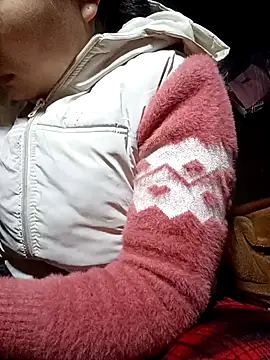 yoyo-mi online show from December 2025 01:21:02 AM