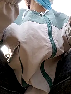 yoyo-mi online show from March 2026 01:45:02 AM