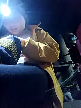 yoyo-mi online show from March 2026 04:17:01 AM