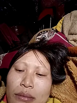 yoyo-mi online show from November 2025 01:59:01 PM