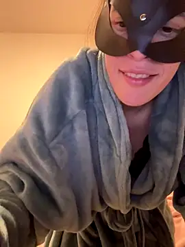 Snapshot of carolinedanger_ chatting on November 2025 12:26:02 AM carolinedanger online show from November 2025 12:26:02 AM