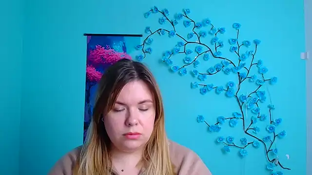 SusannaNight online show from November 2025 12:20:01 PM