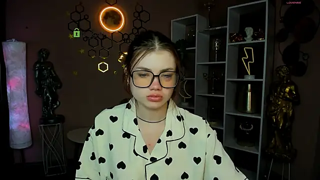 isabel wave online show from April 2026 07:18:01 PM