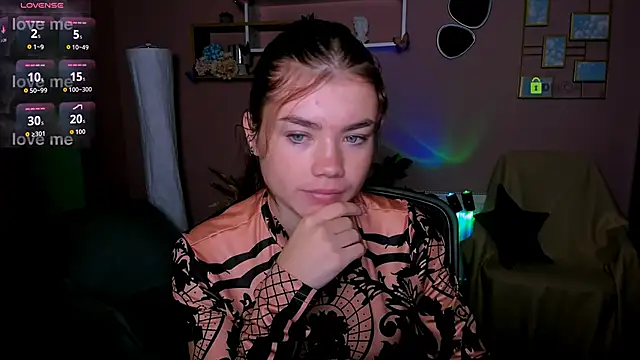 isabel wave online show from November 2025 07:44:02 AM