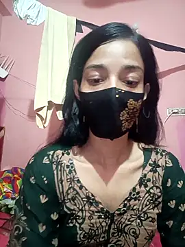 Snapshot of Green_LaDY66 chatting on May 2026 05:33:02 PM Green LaDY66 online show from May 2026 05:33:02 PM