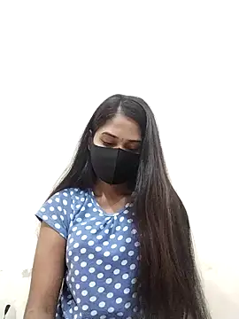 Green LaDY66 online show from November 2025 05:11:01 AM