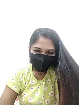 Green LaDY66 online show from November 2025 04:22:02 PM