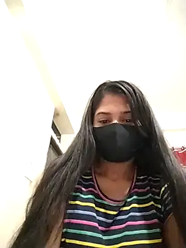 Green LaDY66 online show from December 2025 09:09:02 PM