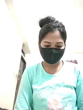 Green LaDY66 online show from December 2025 04:28:02 AM