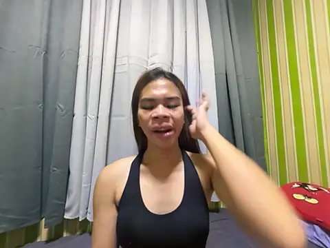 Snapshot of kierra_fox chatting on December 2025 06:07:02 AM kierra fox online show from December 2025 06:07:02 AM